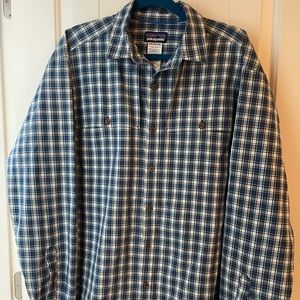 Mens Patagonia button down shirt size xl